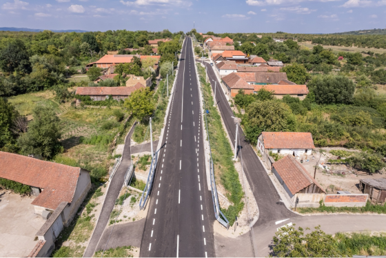 Lucrări demarate pe drumul care traversează localitățile Pișchia, Fibiș, Mașloc și Alioș